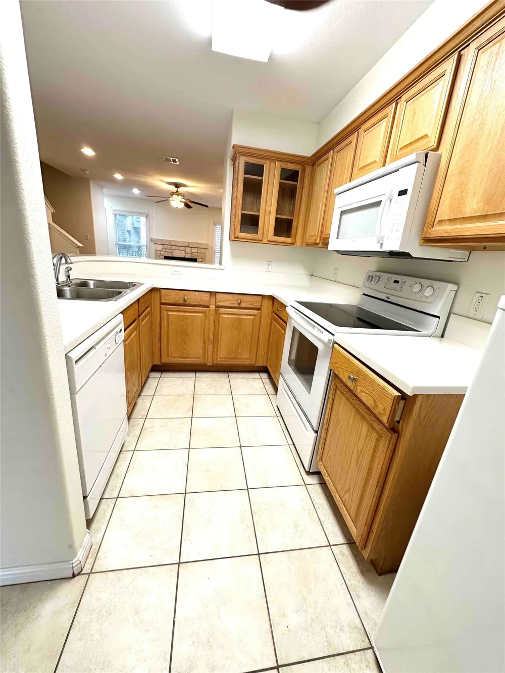 6900 E Riverside Drive #27 Austin, TX 78741