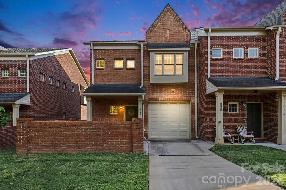 4670 Dabney Vigor Drive Charlotte, NC 28209