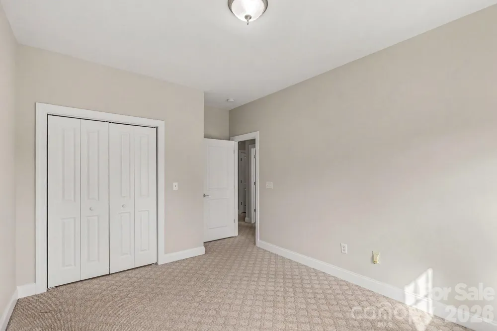 4670 Dabney Vigor Drive Charlotte, NC 28209