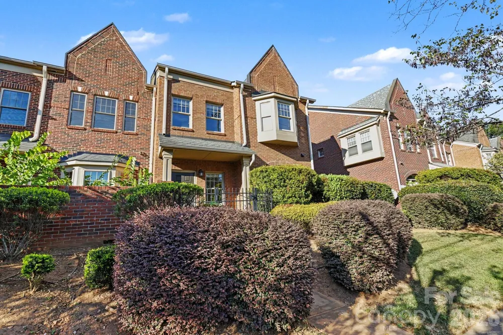 4670 Dabney Vigor Drive Charlotte, NC 28209
