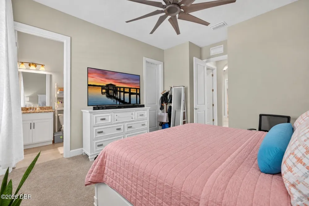 31 S Riverwalk Drive Palm Coast, FL 32137