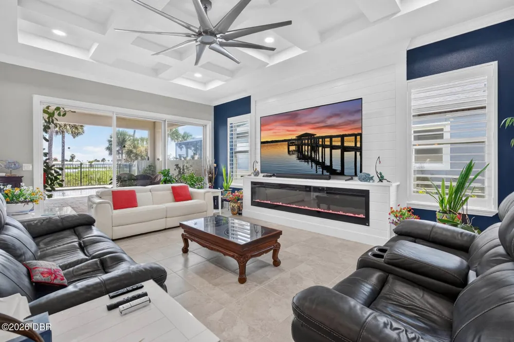 31 S Riverwalk Drive Palm Coast, FL 32137