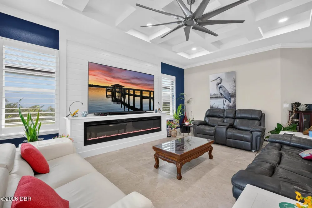 31 S Riverwalk Drive Palm Coast, FL 32137