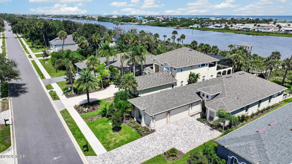 31 S Riverwalk Drive Palm Coast, FL 32137
