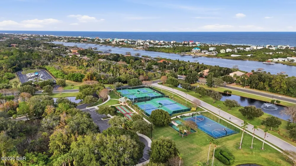 31 S Riverwalk Drive Palm Coast, FL 32137