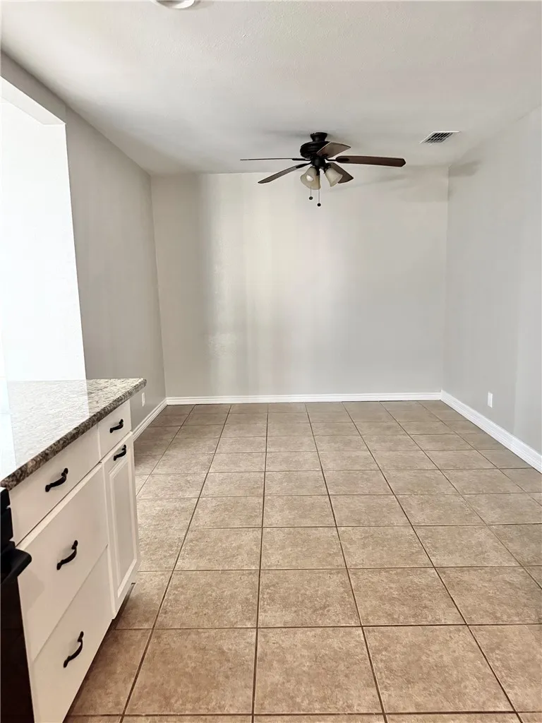 170 White Lane Beeville, TX 78102