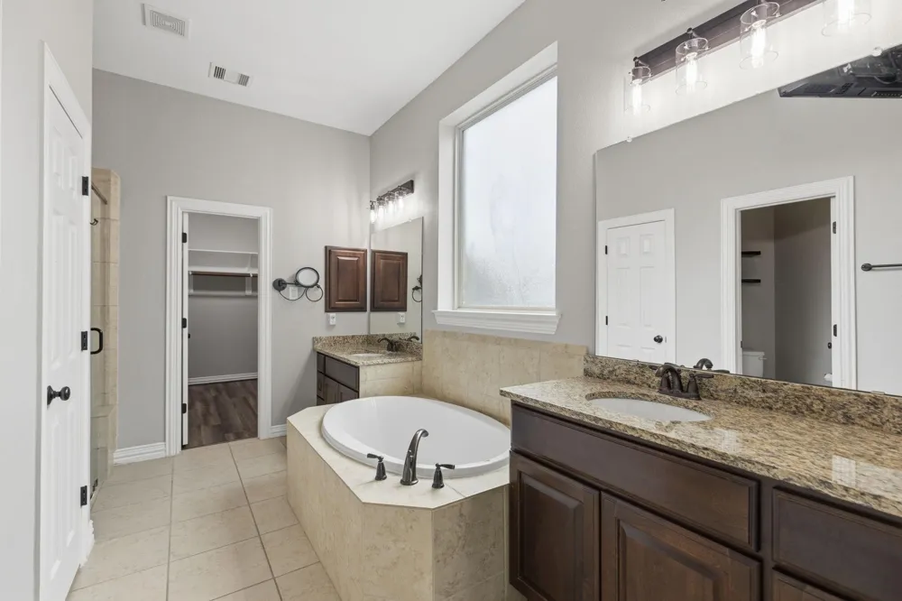 25107 Hogan Bridge Drive Spring, TX 77389