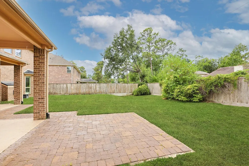 25107 Hogan Bridge Drive Spring, TX 77389