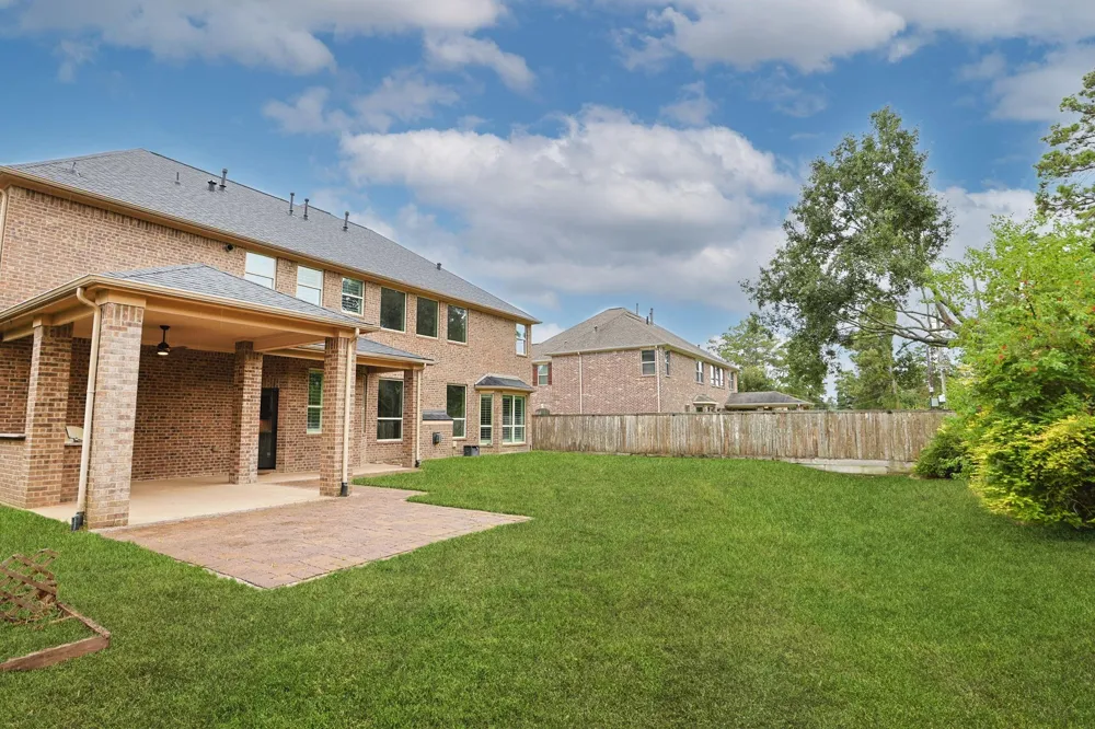 25107 Hogan Bridge Drive Spring, TX 77389