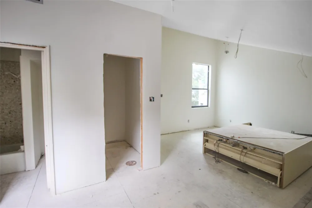 1735 Norfolk Street Houston, TX 77098
