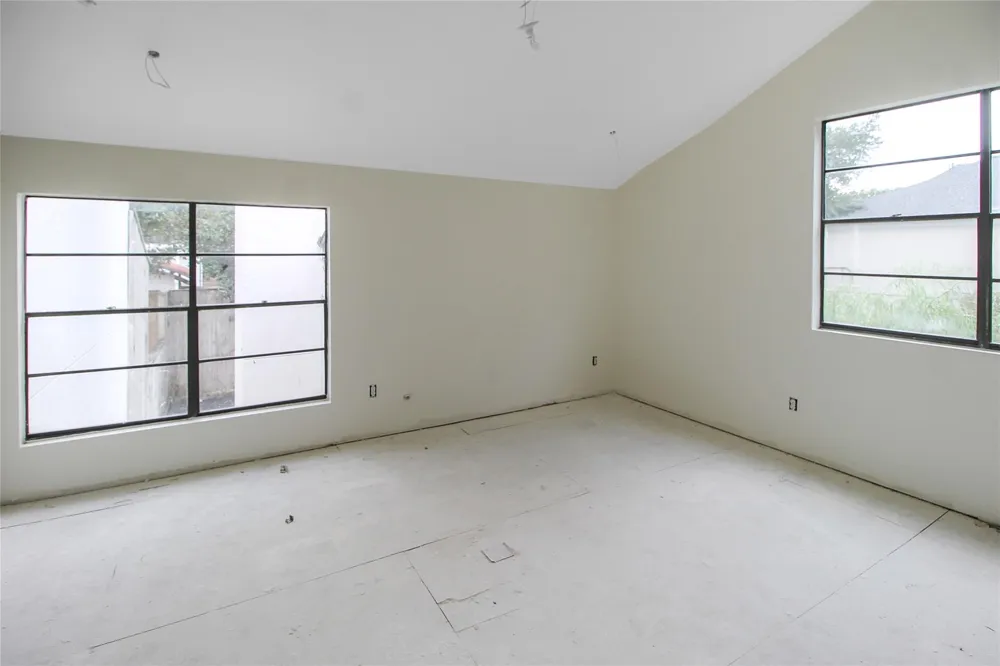 1735 Norfolk Street Houston, TX 77098