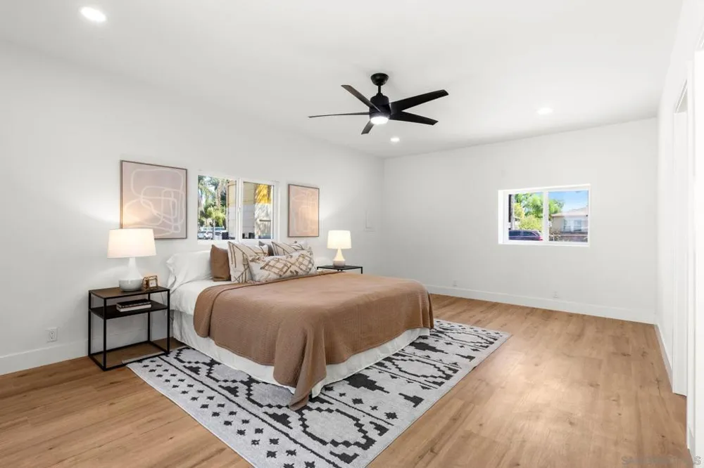 668 Van Houten Ave El Cajon, CA 92020