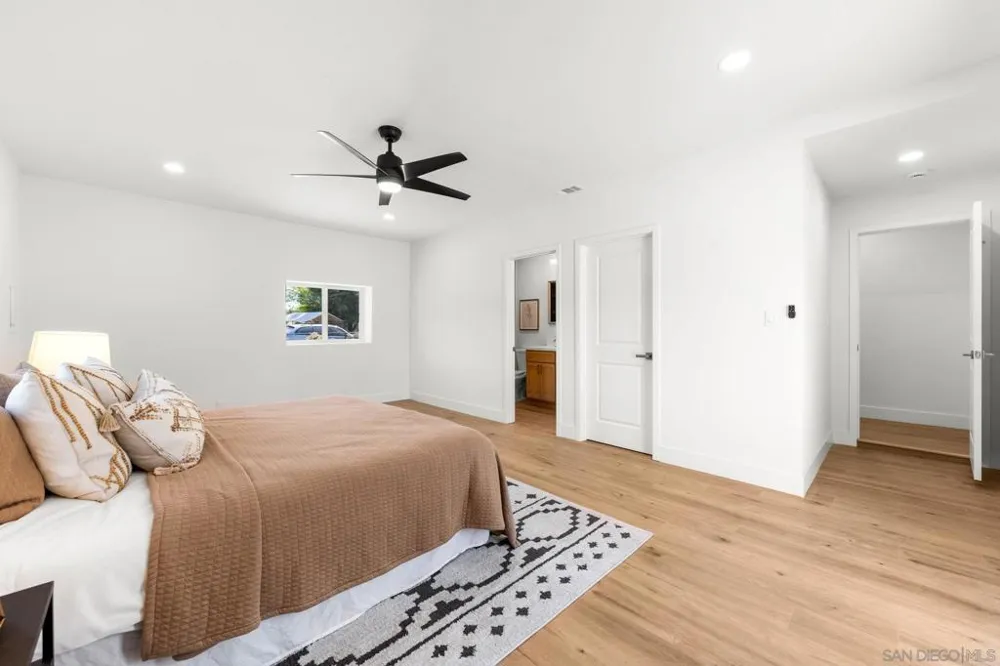 668 Van Houten Ave El Cajon, CA 92020