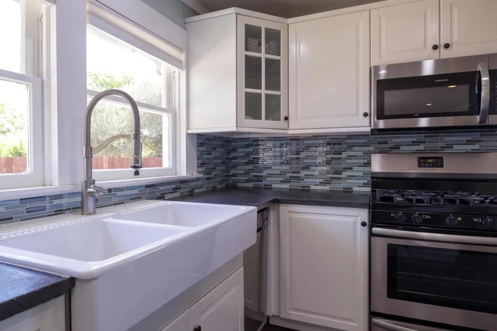 6860 F STREET Tres Pinos, CA 95075