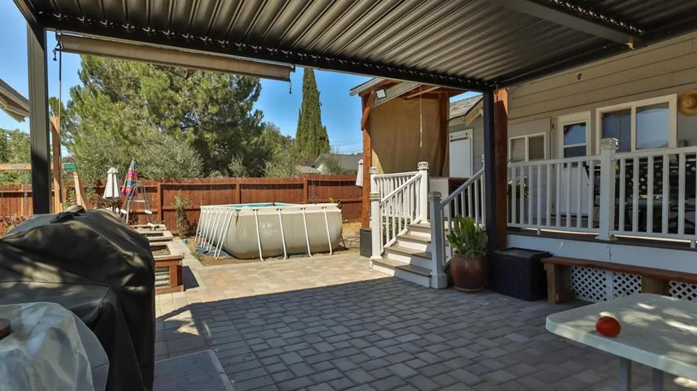 6860 F STREET Tres Pinos, CA 95075