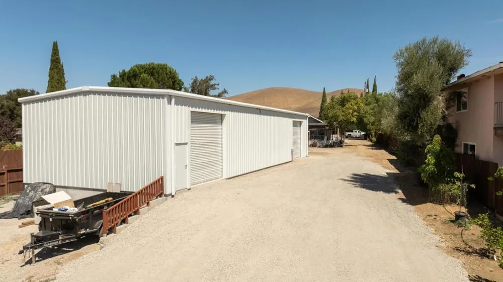 6860 F STREET Tres Pinos, CA 95075