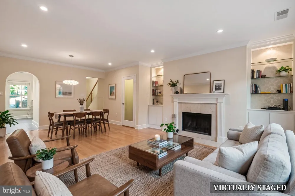 3217 SUTTON PLACE NW #B Washington, DC 20016