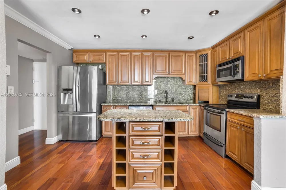 19390 Collins Ave #1520 Sunny Isles Beach, FL 33160