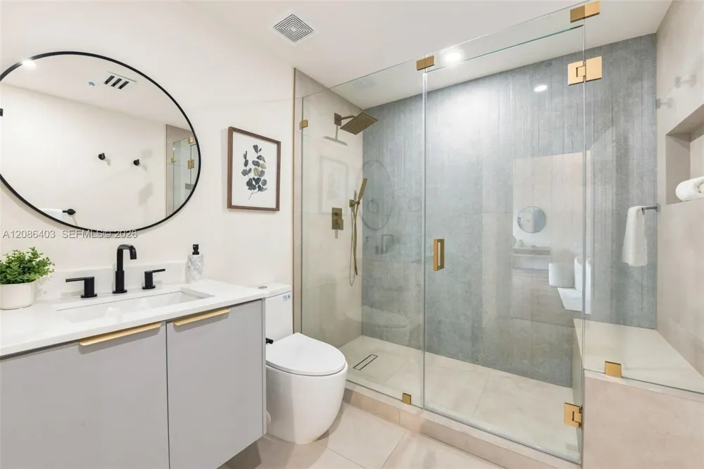 2412 Sugarloaf Ln Fort Lauderdale, FL 33312