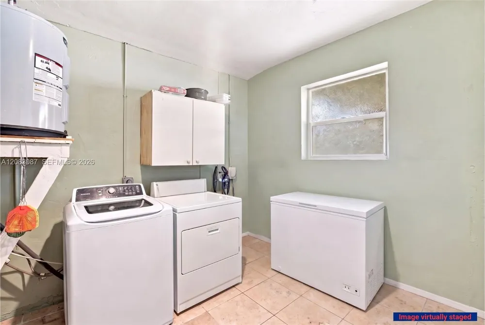 4750 NW 1st St Plantation, FL 33317