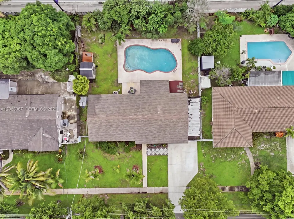 4750 NW 1st St Plantation, FL 33317