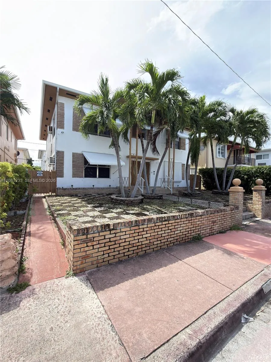 7336 Carlyle Ave #2 Miami Beach, FL 33141