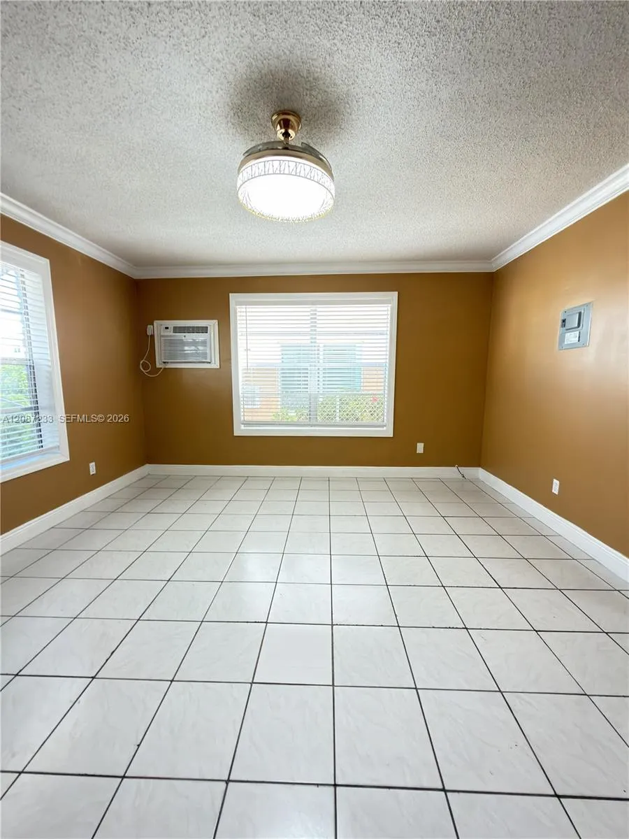 7336 Carlyle Ave #2 Miami Beach, FL 33141