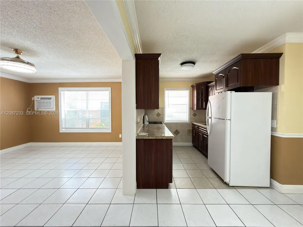 7336 Carlyle Ave #2 Miami Beach, FL 33141