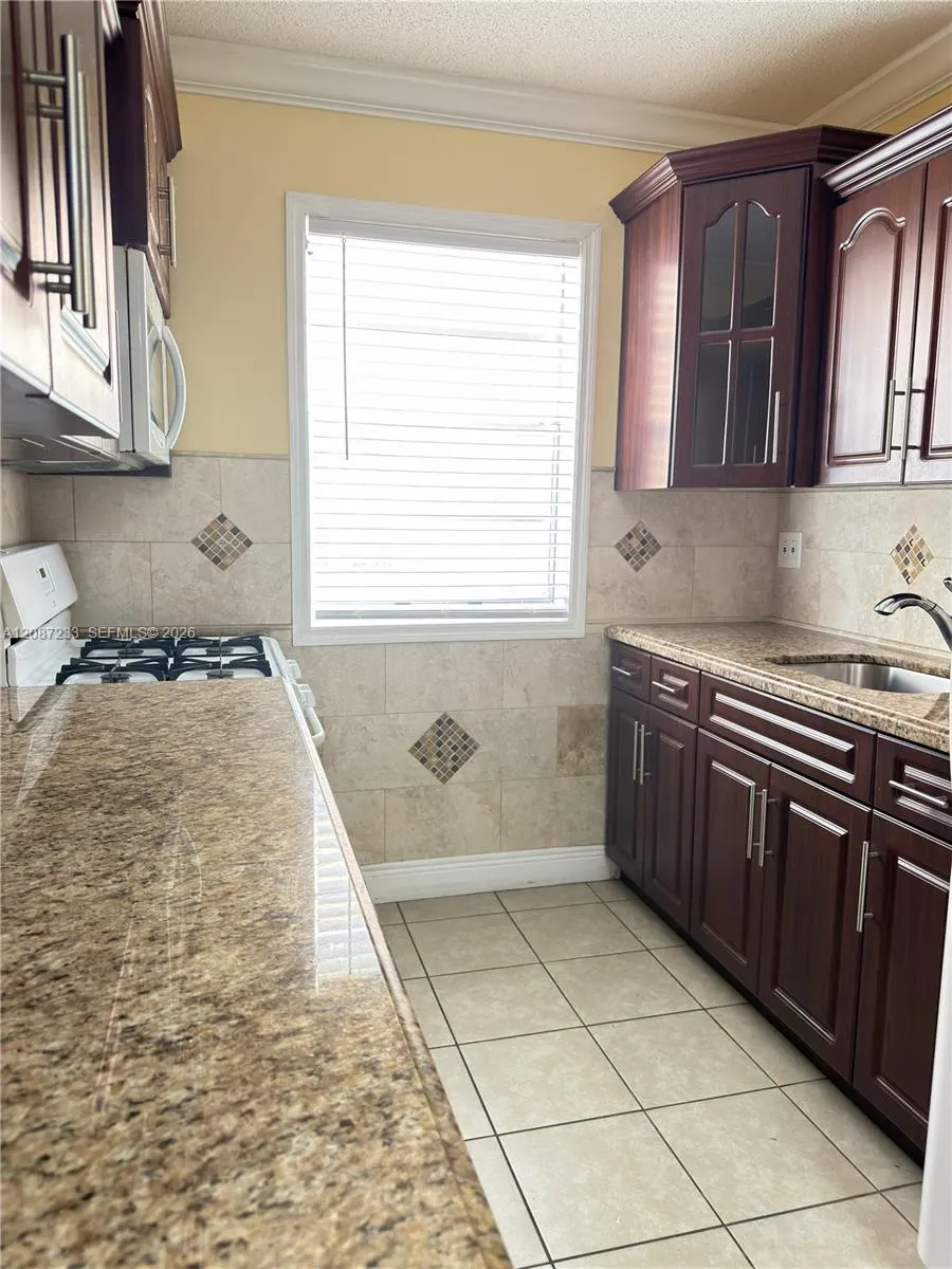 7336 Carlyle Ave #2 Miami Beach, FL 33141
