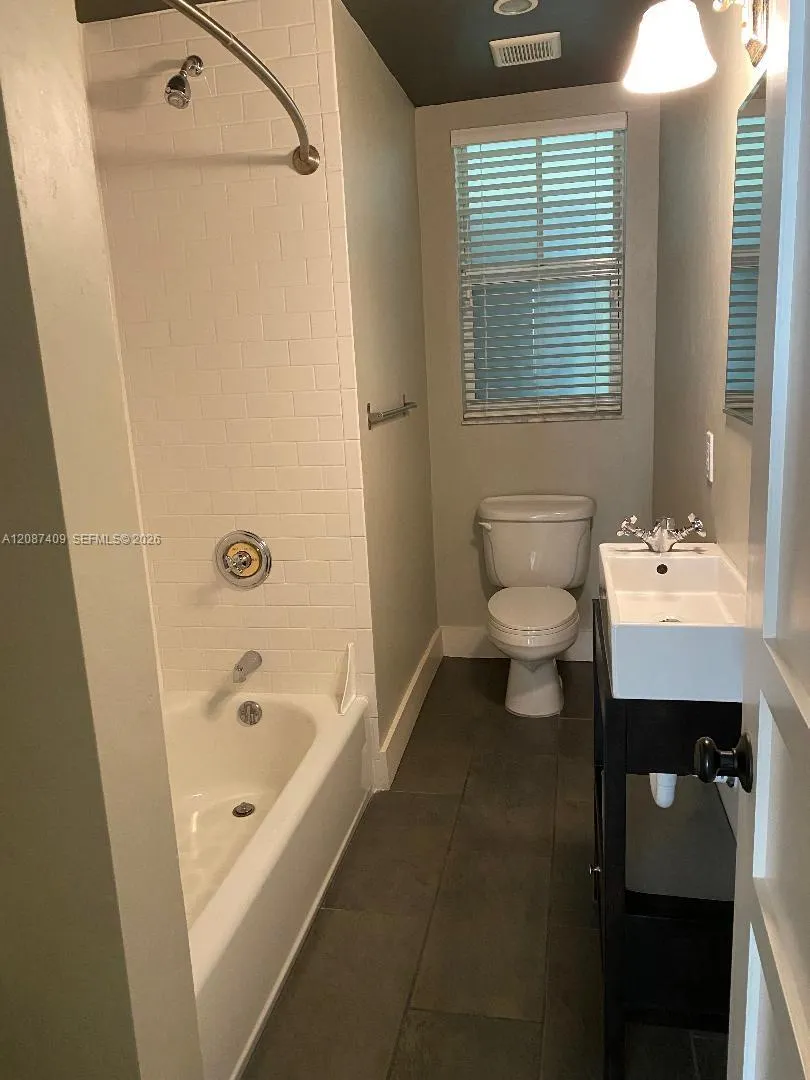 119 Cibao Ct #3 Coral Gables, FL 33134