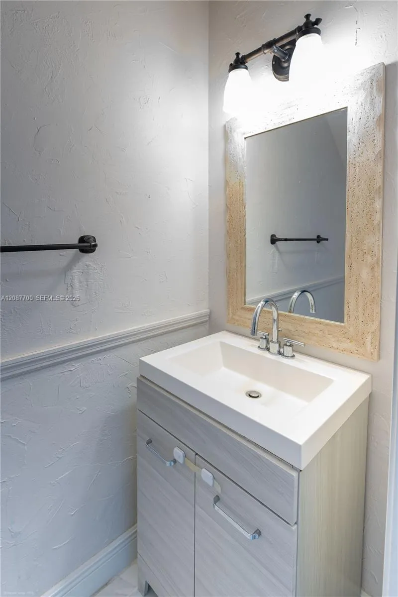 Address Not Shown Weston, FL 33326