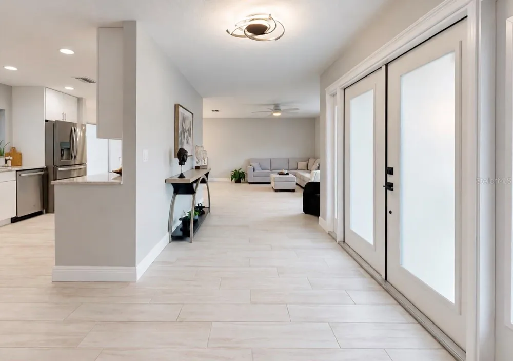 6315 WISTERIA LANE Apollo Beach, FL 33572