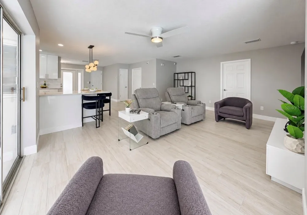 6315 WISTERIA LANE Apollo Beach, FL 33572