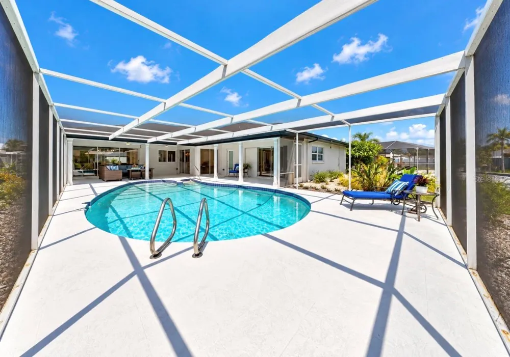 6315 WISTERIA LANE Apollo Beach, FL 33572