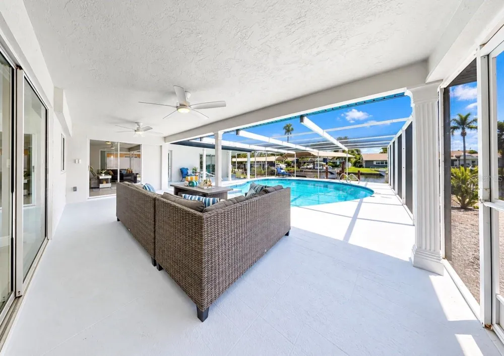 6315 WISTERIA LANE Apollo Beach, FL 33572