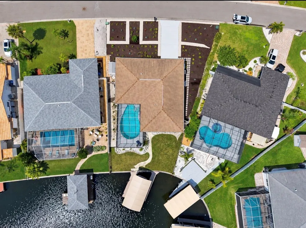 6315 WISTERIA LANE Apollo Beach, FL 33572