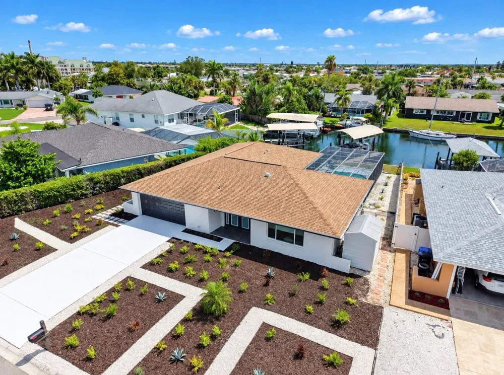 6315 WISTERIA LANE Apollo Beach, FL 33572