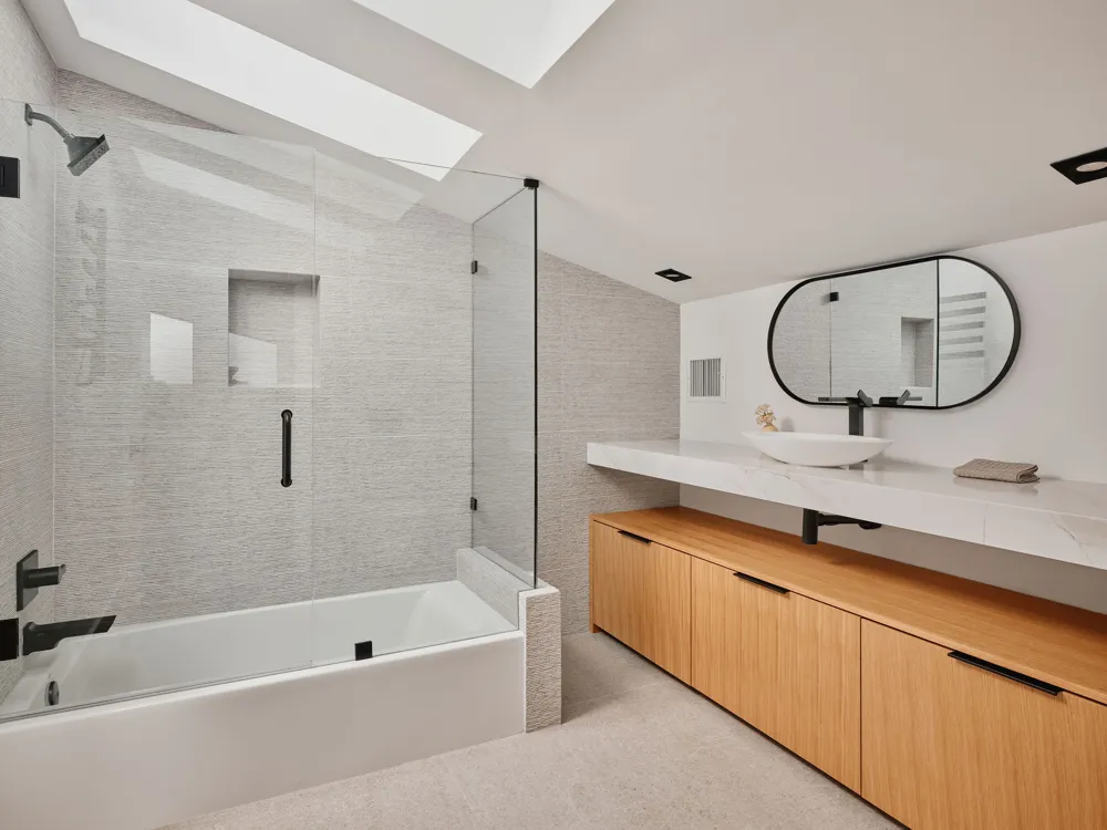 2013 Holland Avenue Austin, TX 78704