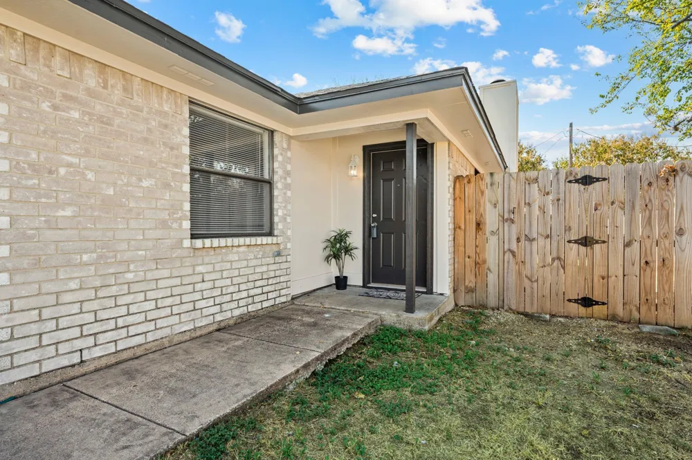 7712 Brandi Place #7712 North Richland Hills, TX 76182