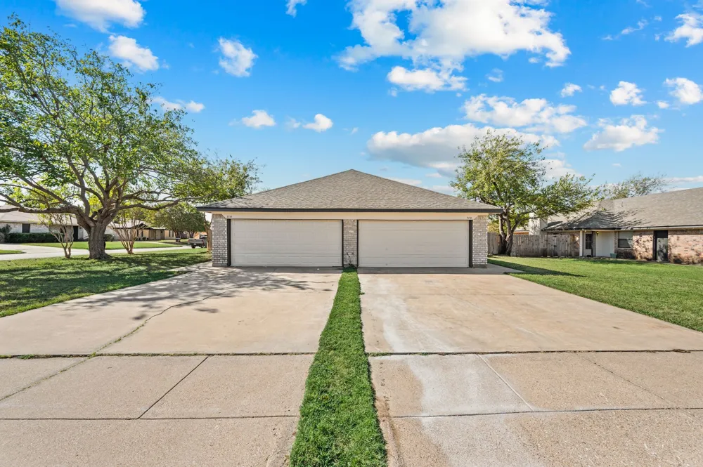 7714 Brandi Place #7714 North Richland Hills, TX 76182