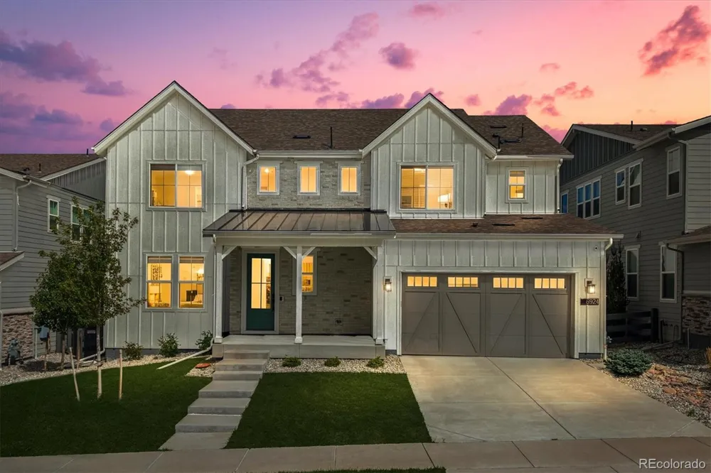 6924 Sunstrand Court Castle Pines, CO 80108