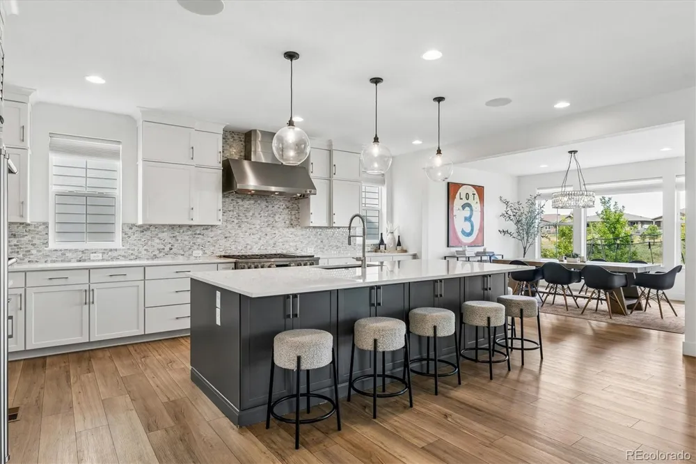 6924 Sunstrand Court Castle Pines, CO 80108