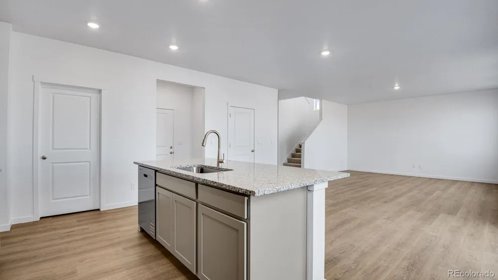 43112 Castle Stuart Street Elizabeth, CO 80107