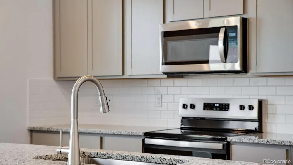 43112 Castle Stuart Street Elizabeth, CO 80107