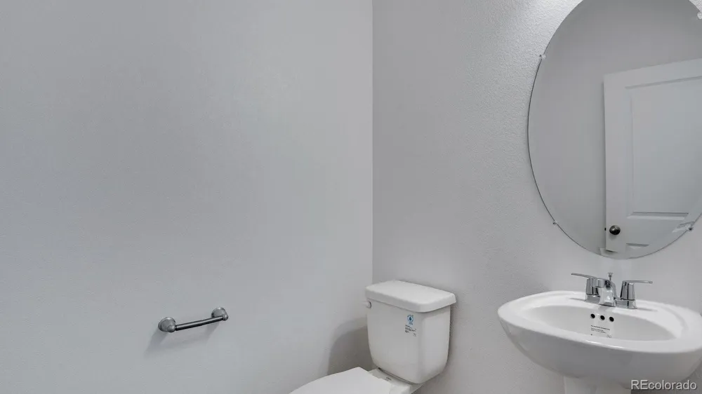 43112 Castle Stuart Street Elizabeth, CO 80107