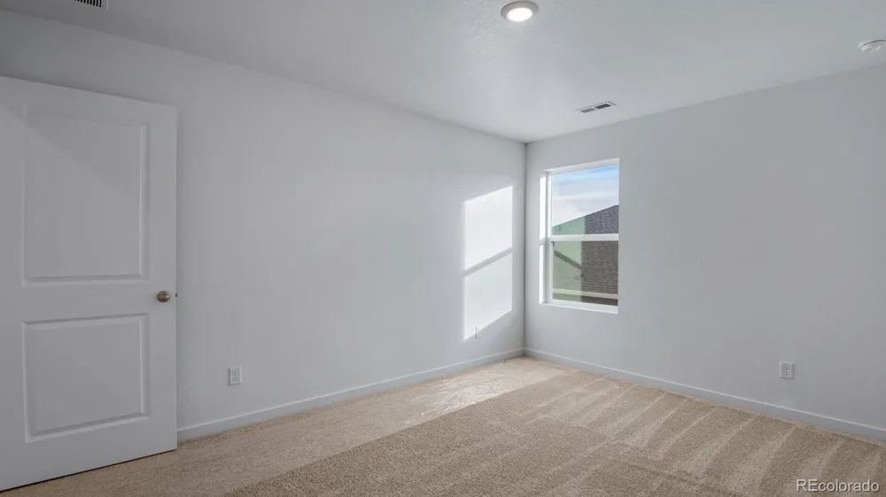 43112 Castle Stuart Street Elizabeth, CO 80107