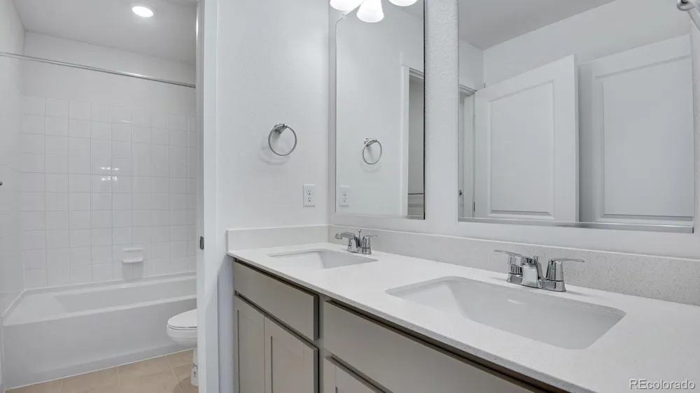 43112 Castle Stuart Street Elizabeth, CO 80107