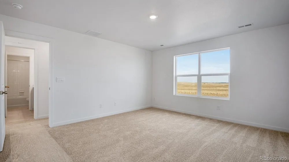 43112 Castle Stuart Street Elizabeth, CO 80107