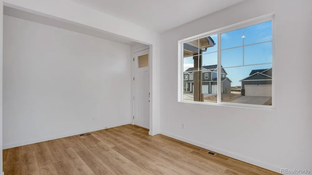 43112 Castle Stuart Street Elizabeth, CO 80107