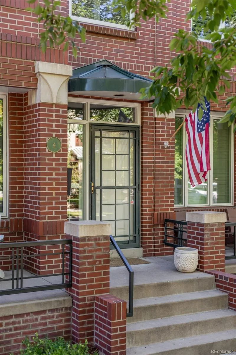 4 S Monroe Street Denver, CO 80209